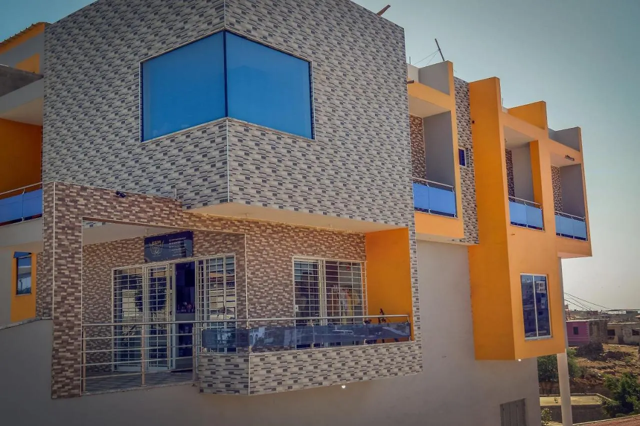 פראייה Comfortable And Cozy Apartments